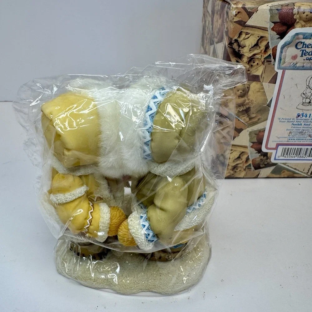 Cherished Teddies Eskimo Bear figurine Norbit and Nyla 1999 Vintage NEW